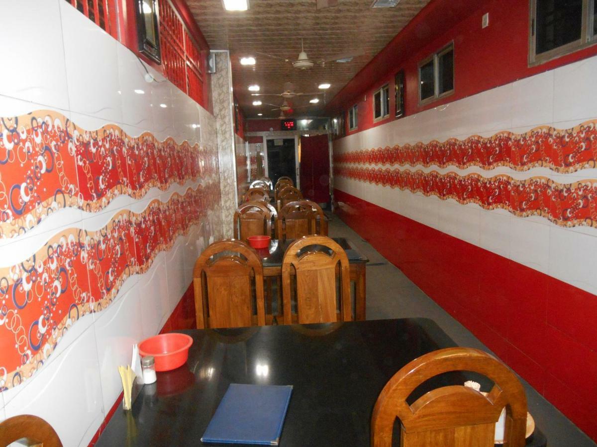 Hotel Surja Laxmi Raiganj Екстериор снимка